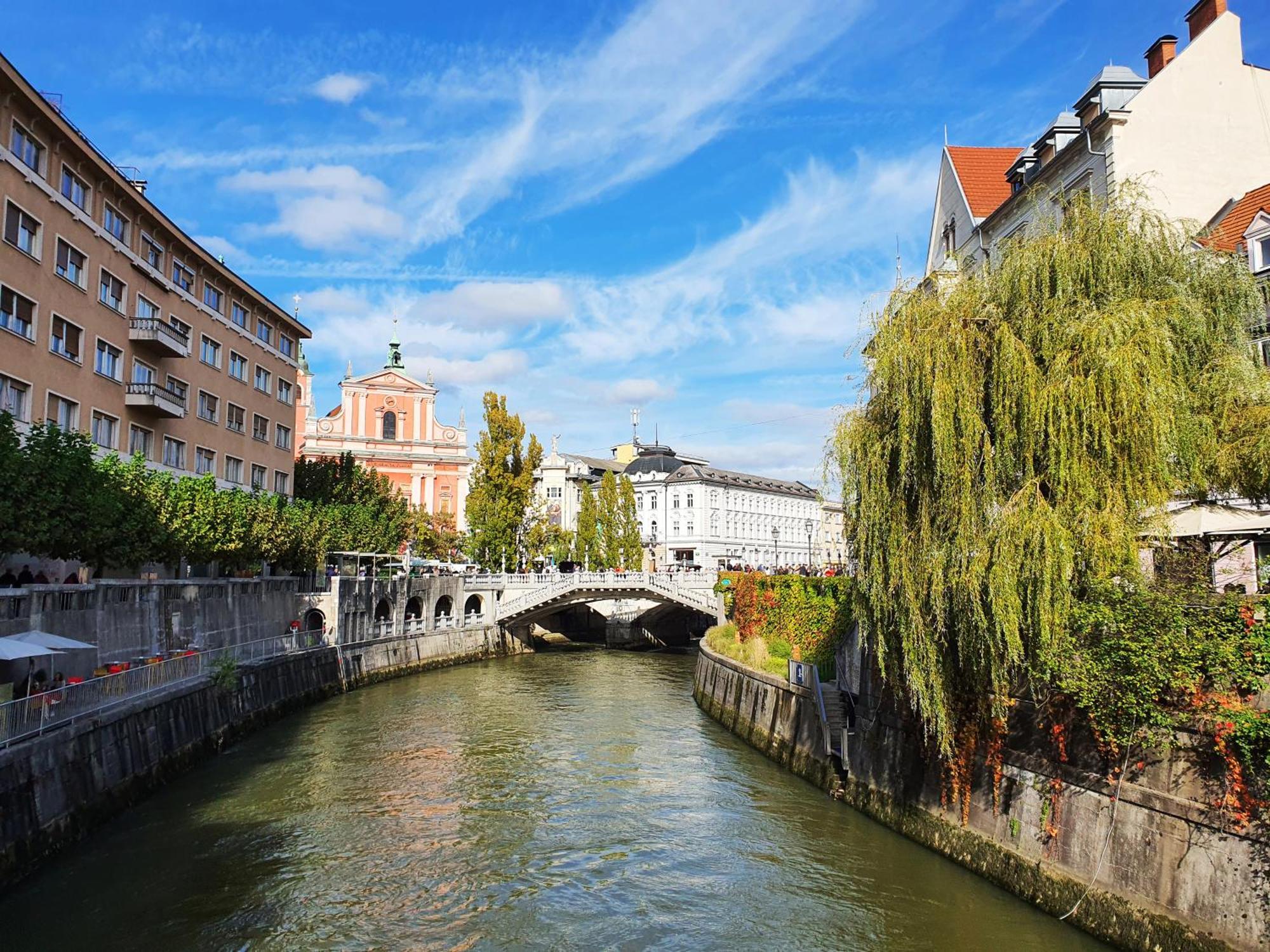 Riverside Elegance Любляна Екстер'єр фото